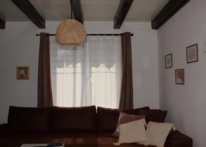 Buzzing Retreat Velika Remeta